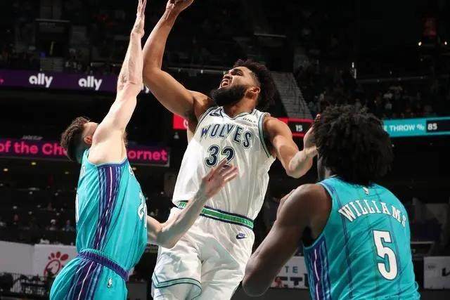 178篮球直播免费体育直播在线观看-15胜4负登顶联盟第一！森林狼加入西部争冠行列？